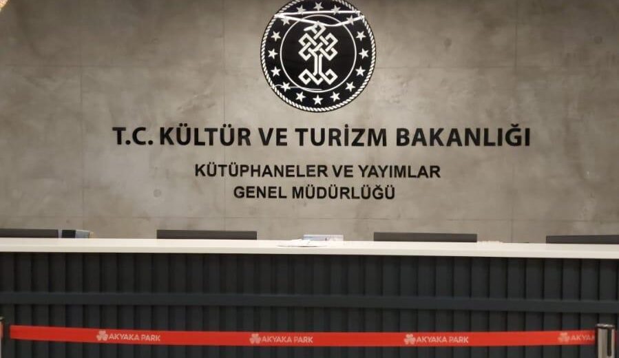 Akyaka Park AVM Kütüphanesi